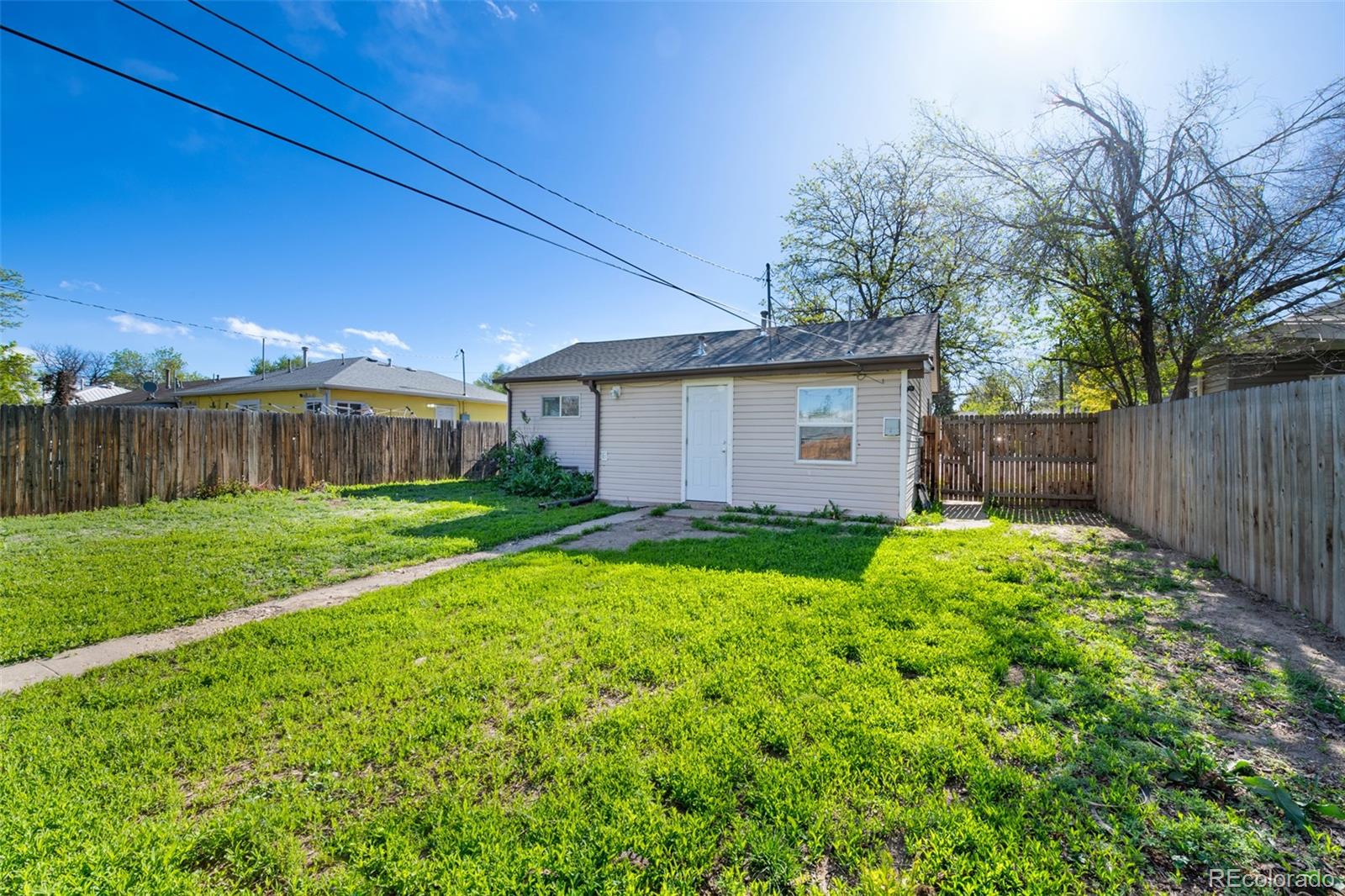 833 Havana Street