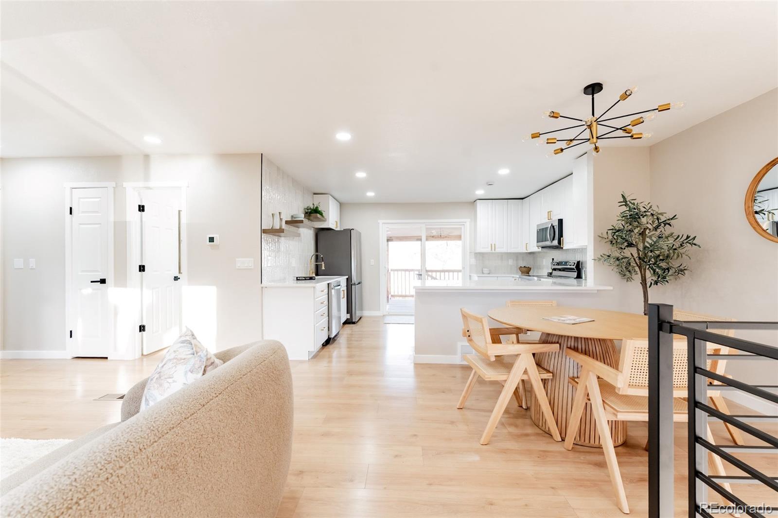 4502 S Jellison Street