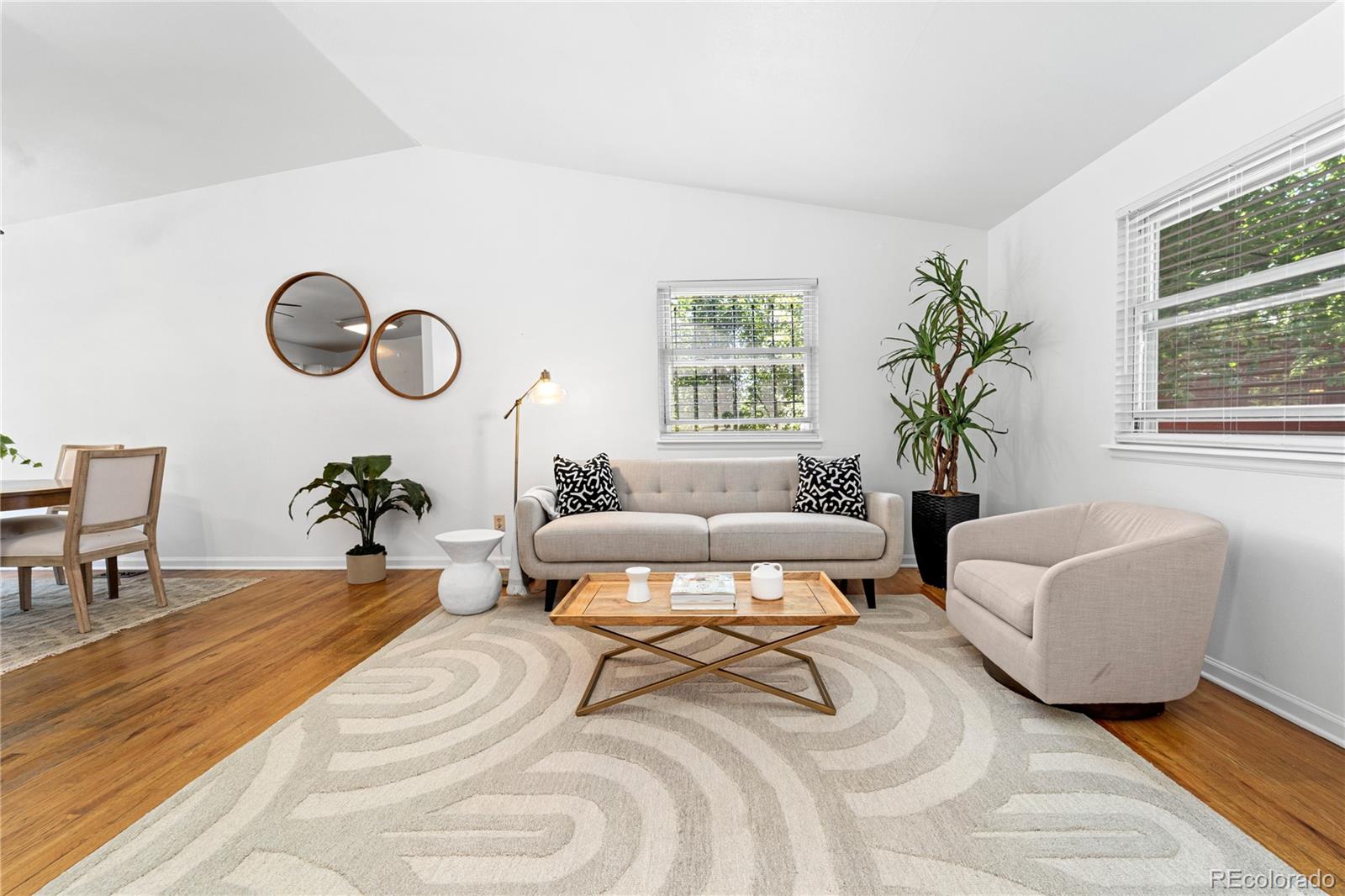 1480 S King Court