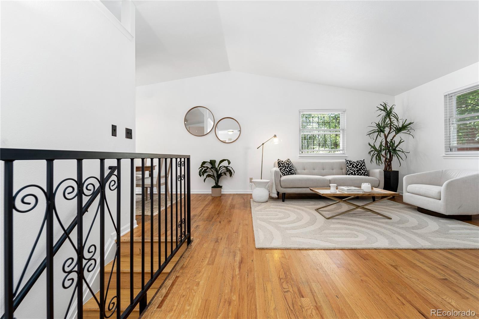 1480 S King Court