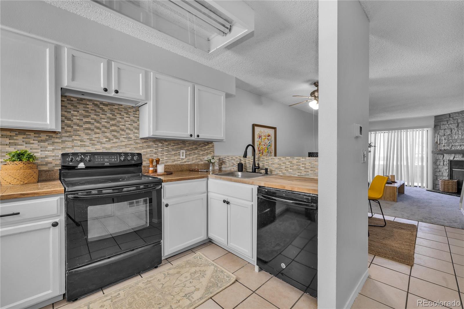 8765 W Cornell Avenue Unit: 4