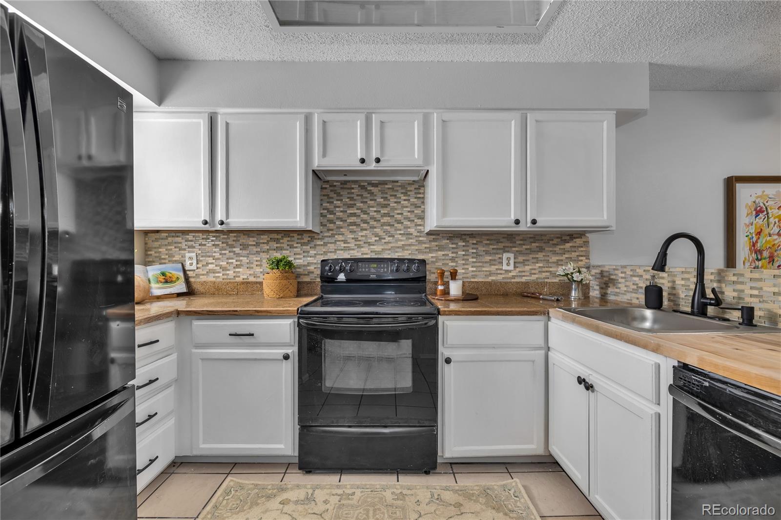 8765 W Cornell Avenue Unit: 4