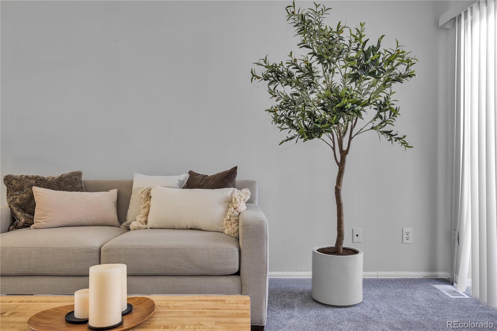 8765 W Cornell Avenue Unit: 4