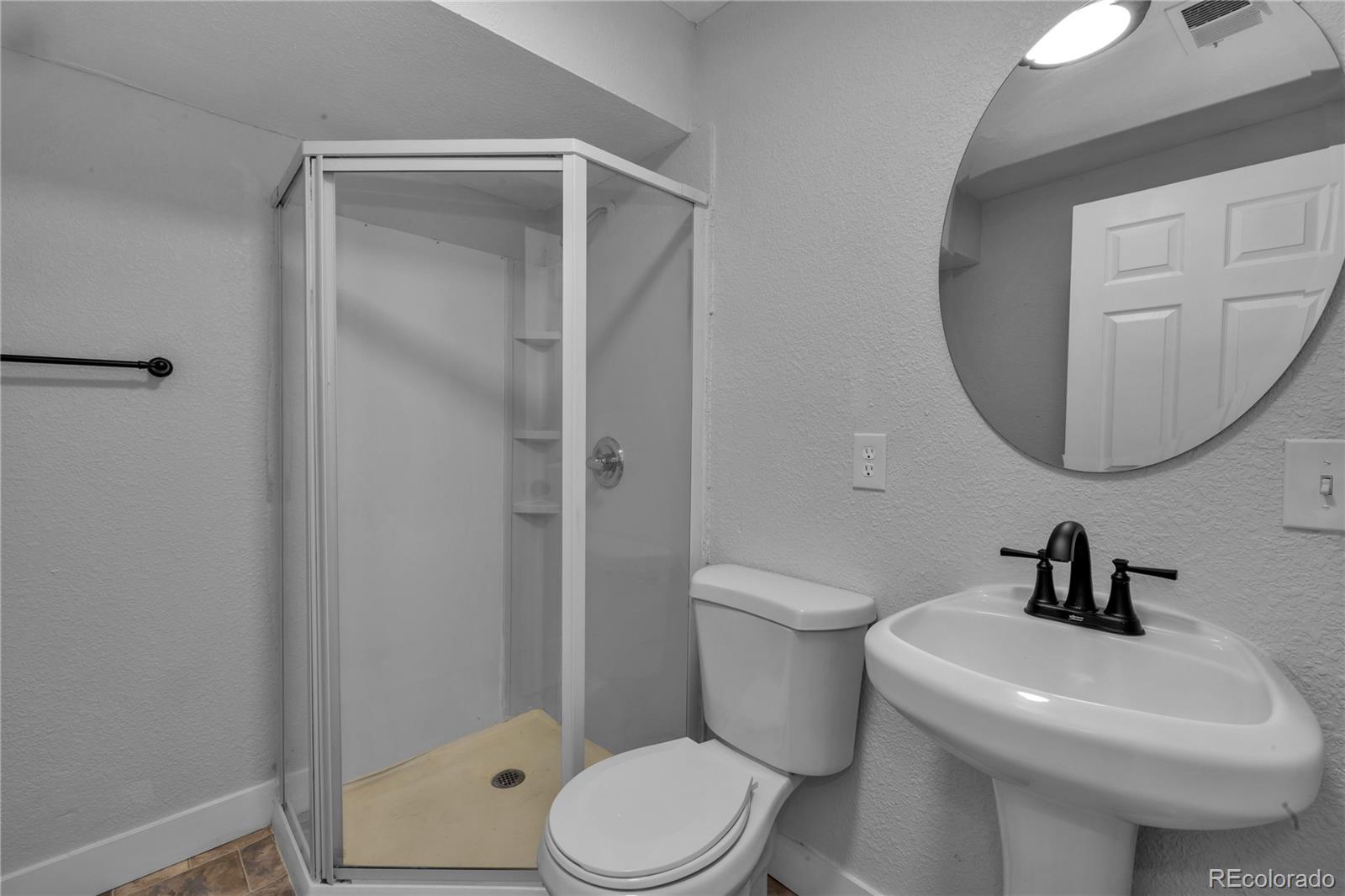 8765 W Cornell Avenue Unit: 4