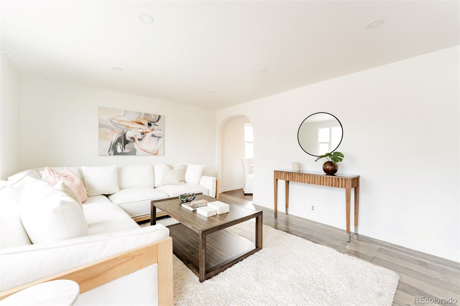 135 S Raleigh Street