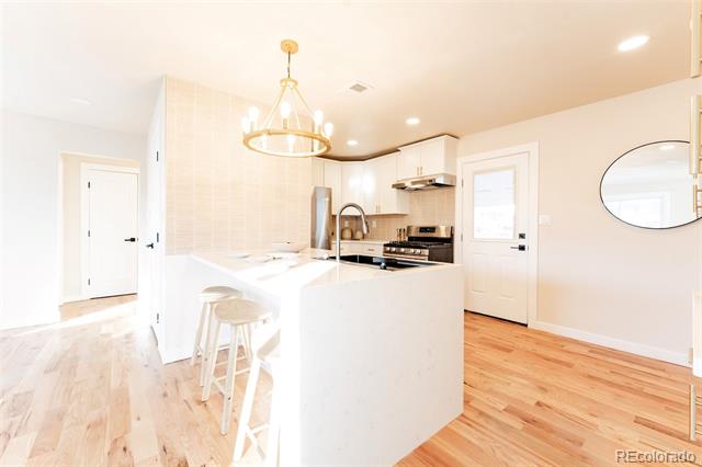 1352 S Quieto Court