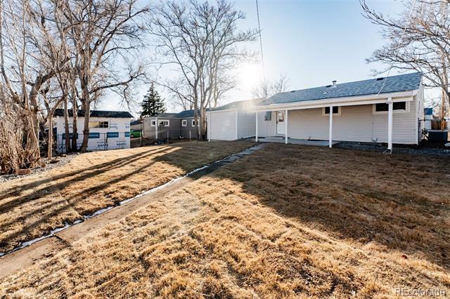 1352 S Quieto Court
