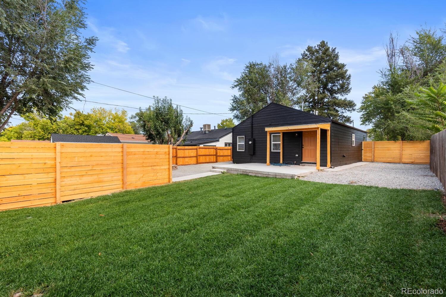 815 Perry Street