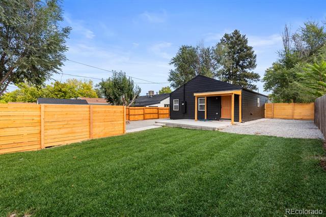 815 Perry Street