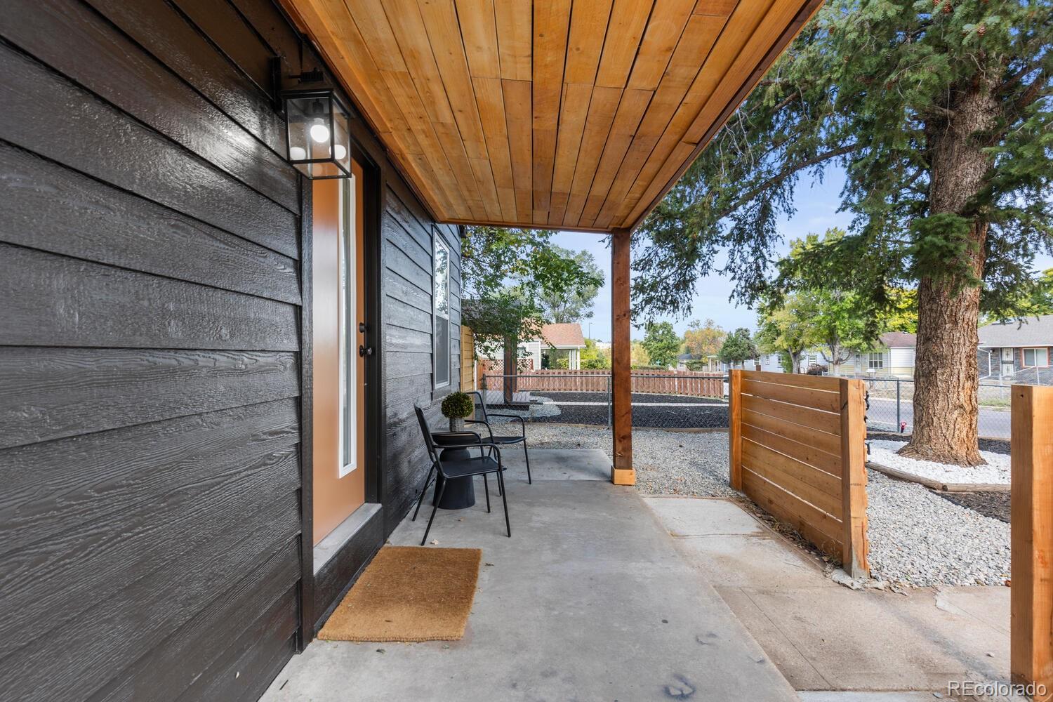 815 Perry Street