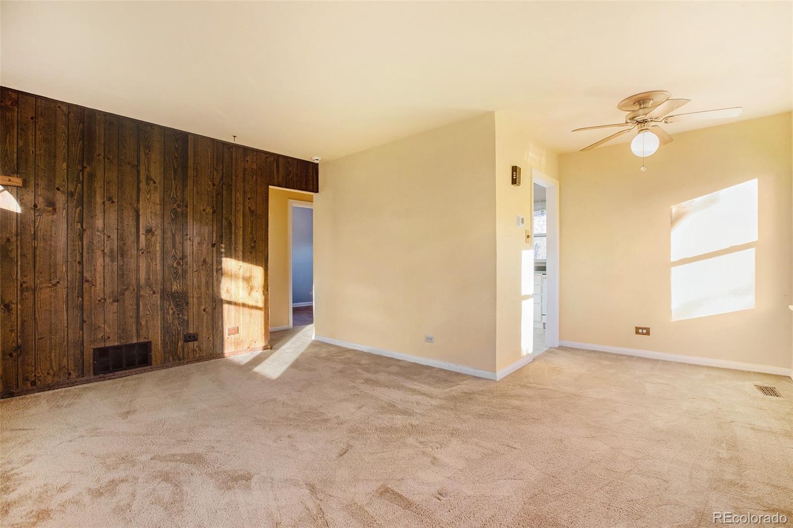 1920 S Knox Court