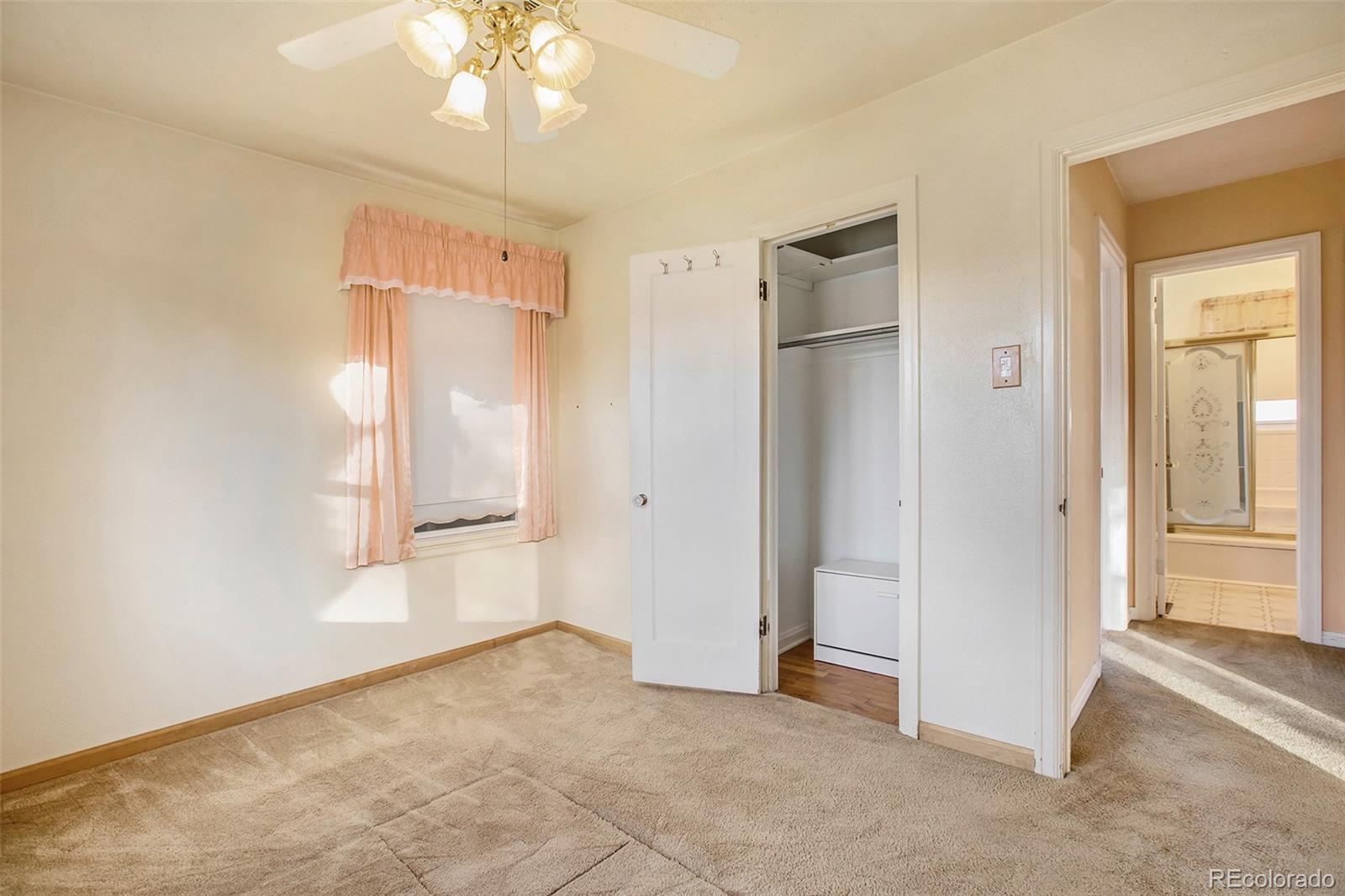 1920 S Knox Court