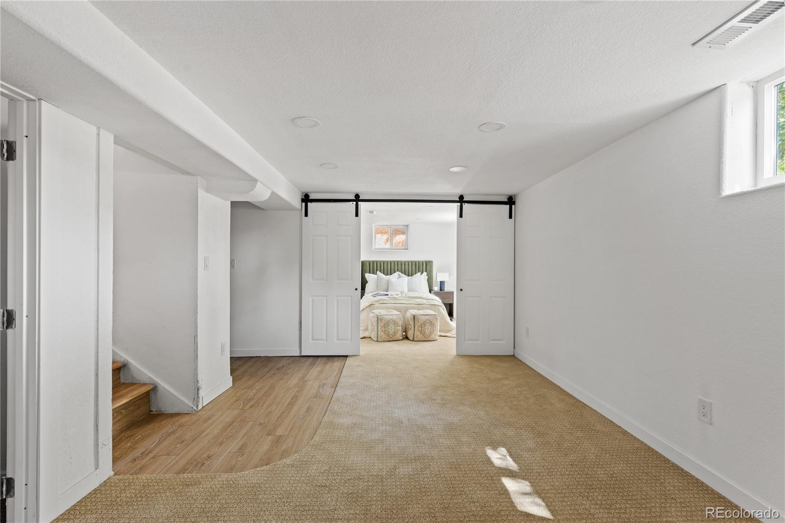 525 Perry Street