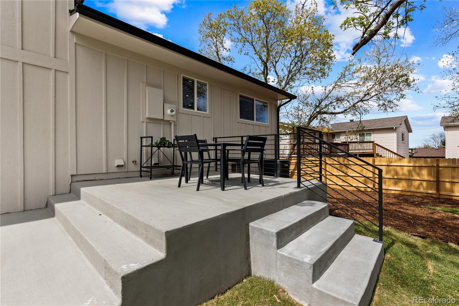 7096 W Fremont Place