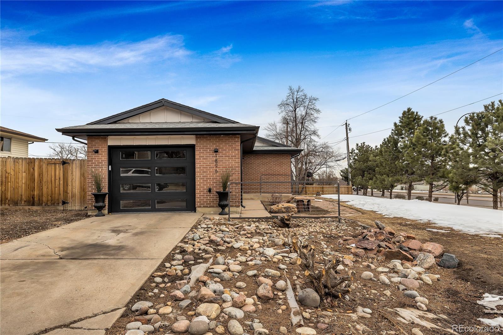 1896 S Saulsbury Court