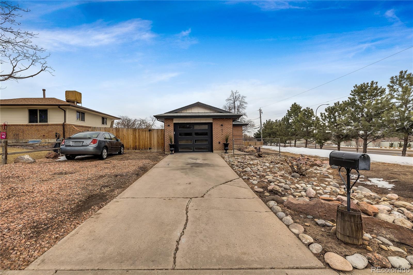 1896 S Saulsbury Court