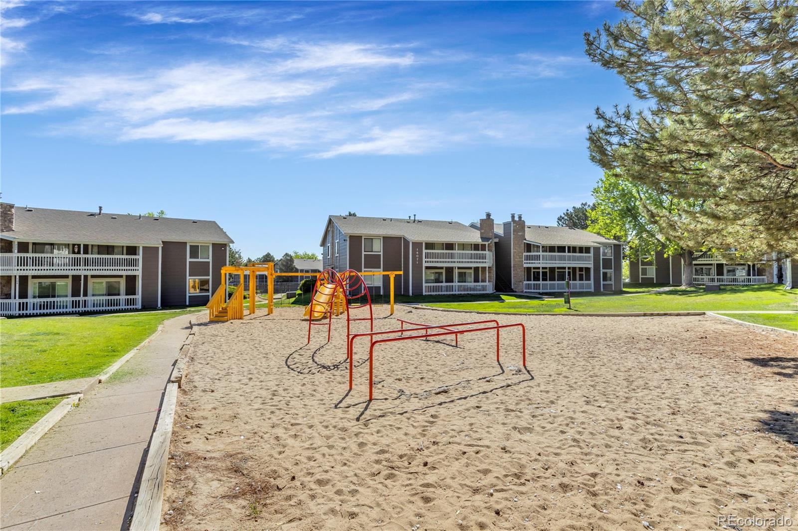 18163 E Kentucky Avenue Unit: 202