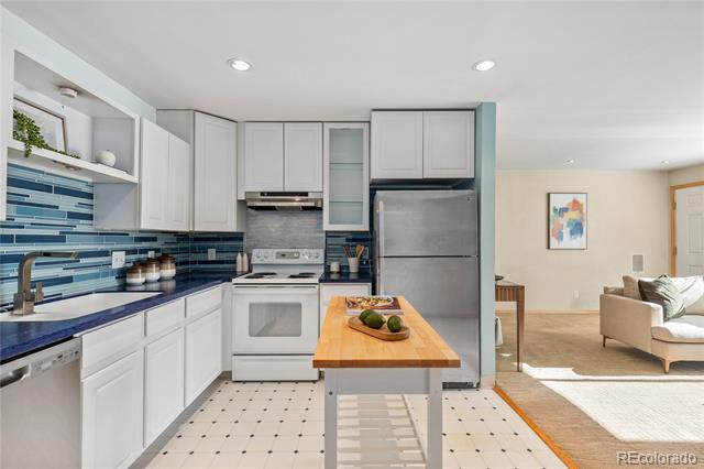 5250 S Huron Way Unit: 12-102