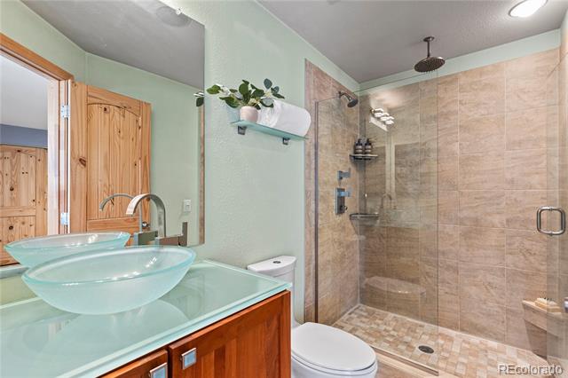 5250 S Huron Way Unit: 12-102