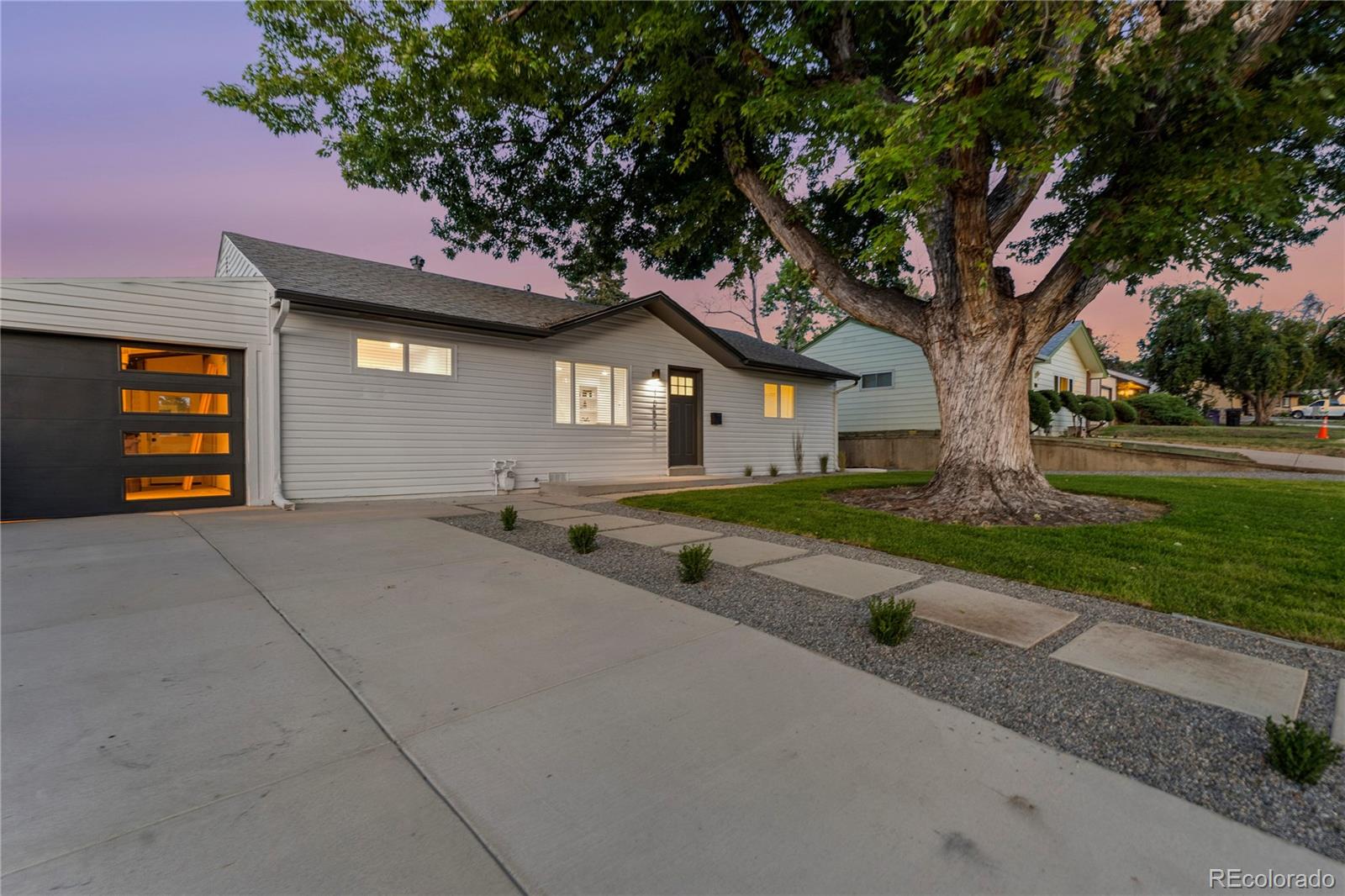1852 S Patton Court