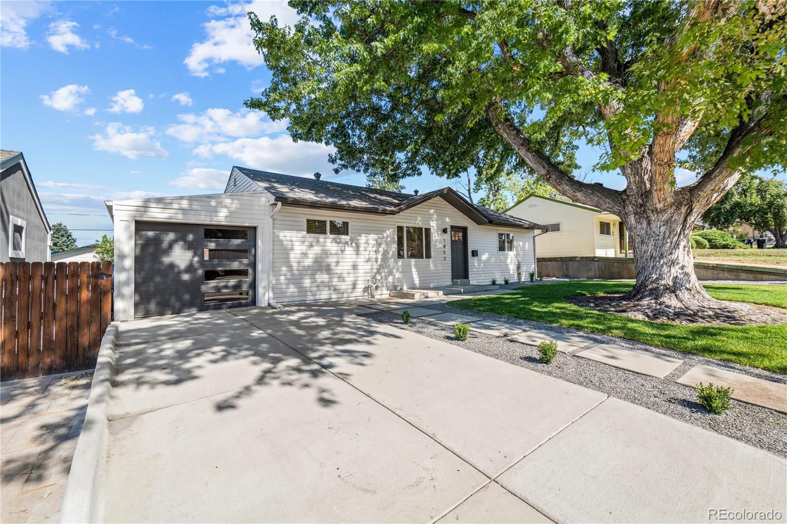 1852 S Patton Court