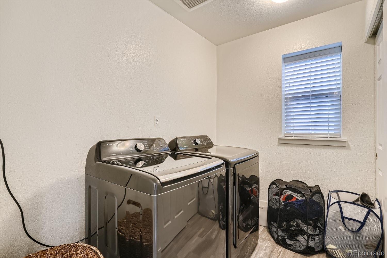 10287 E 56th Place