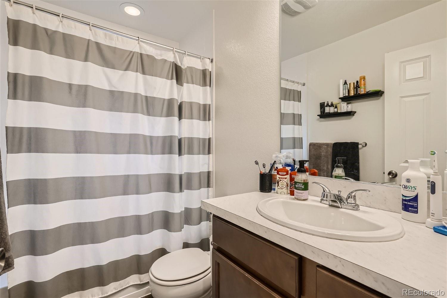 10287 E 56th Place