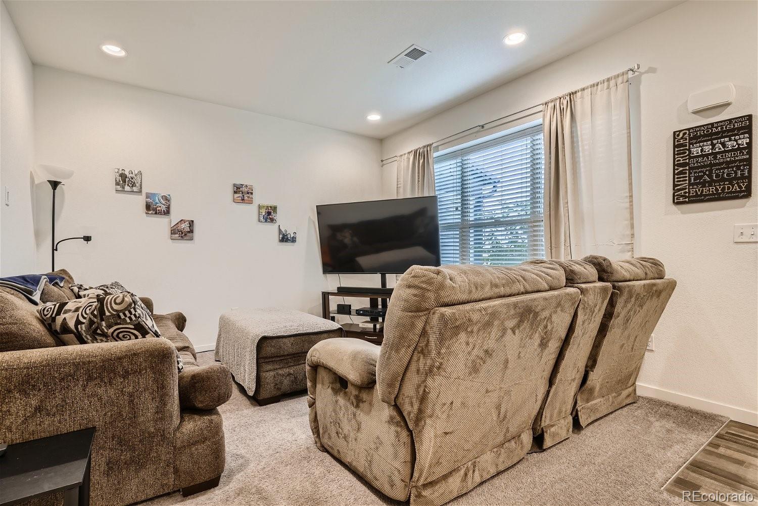 10287 E 56th Place