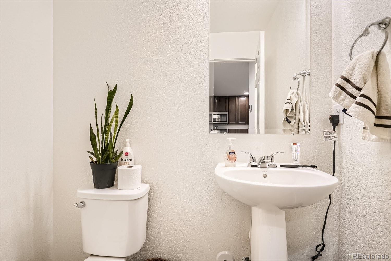 10287 E 56th Place