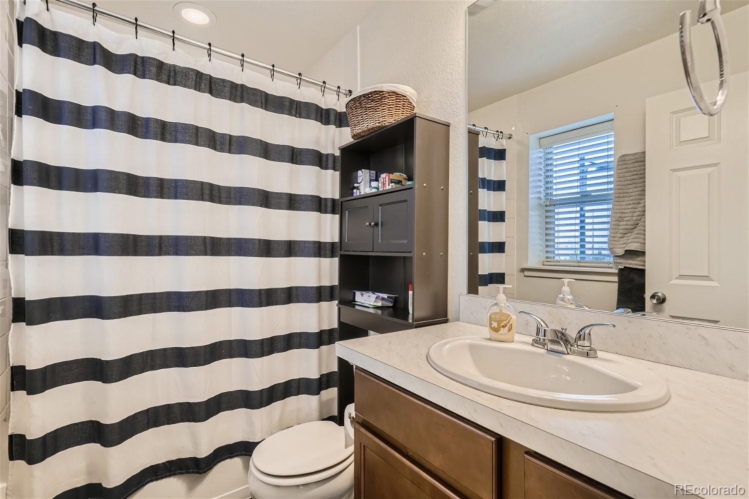10287 E 56th Place