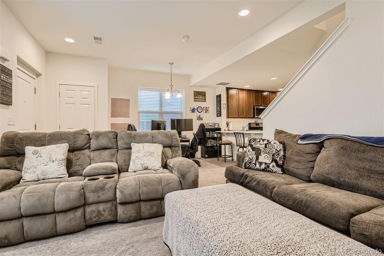 10287 E 56th Place