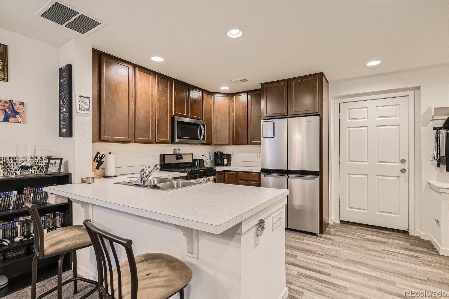 10287 E 56th Place