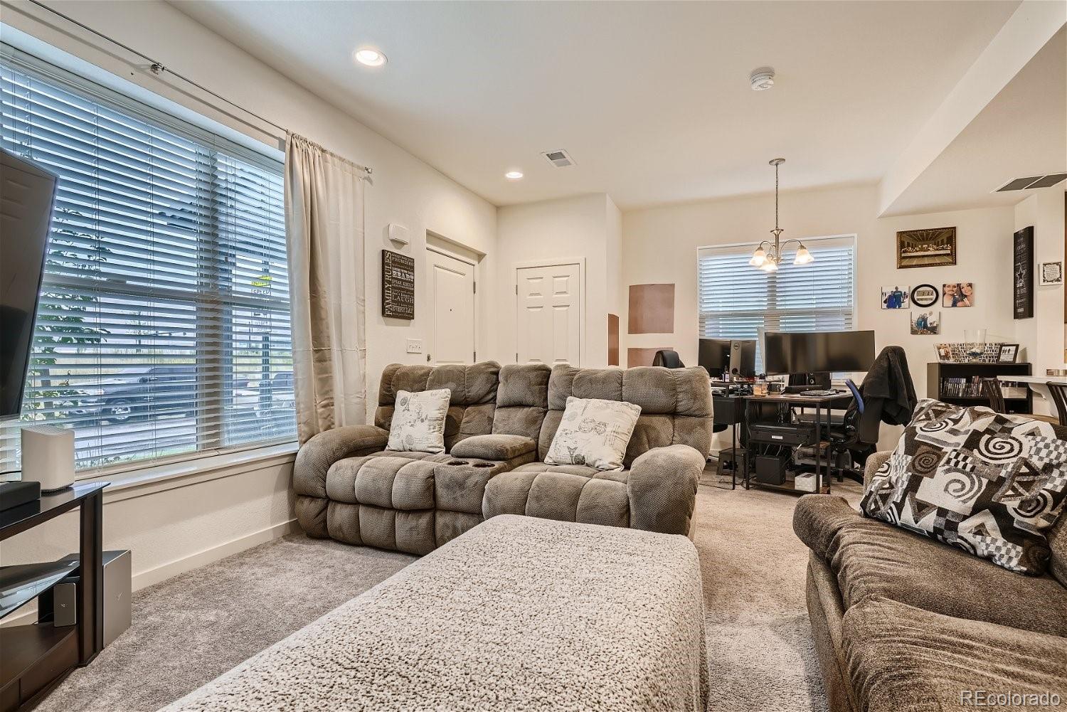 10287 E 56th Place