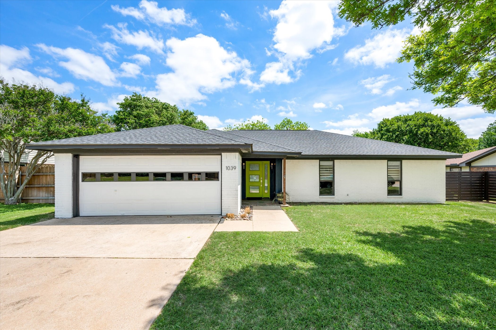1039 Summerplace Lane