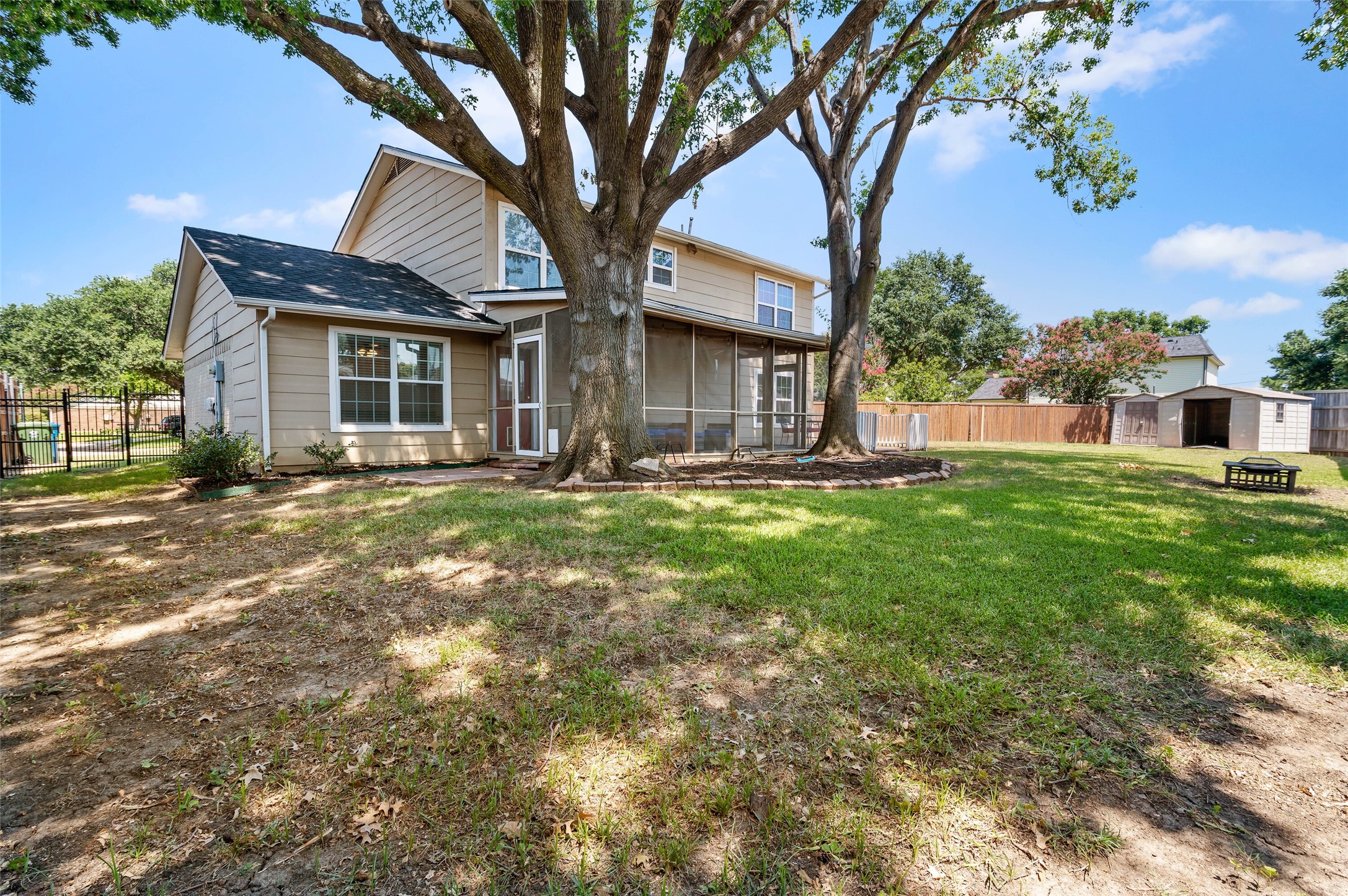 1106 Heiden Court