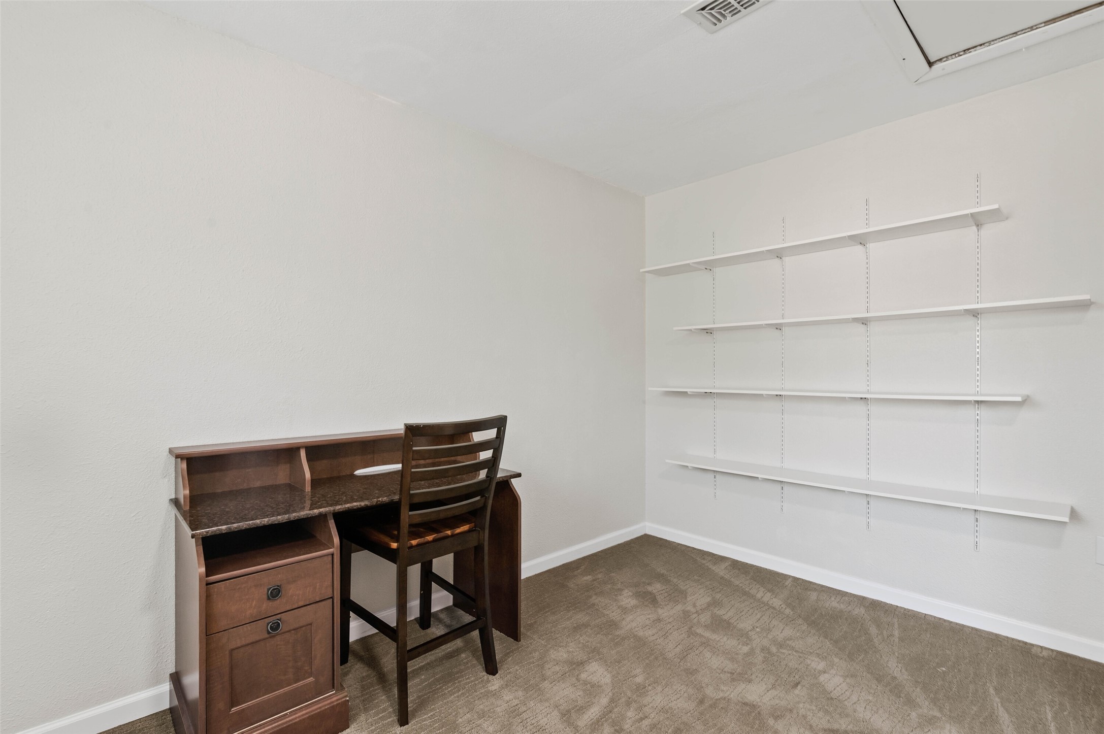 1106 Heiden Court