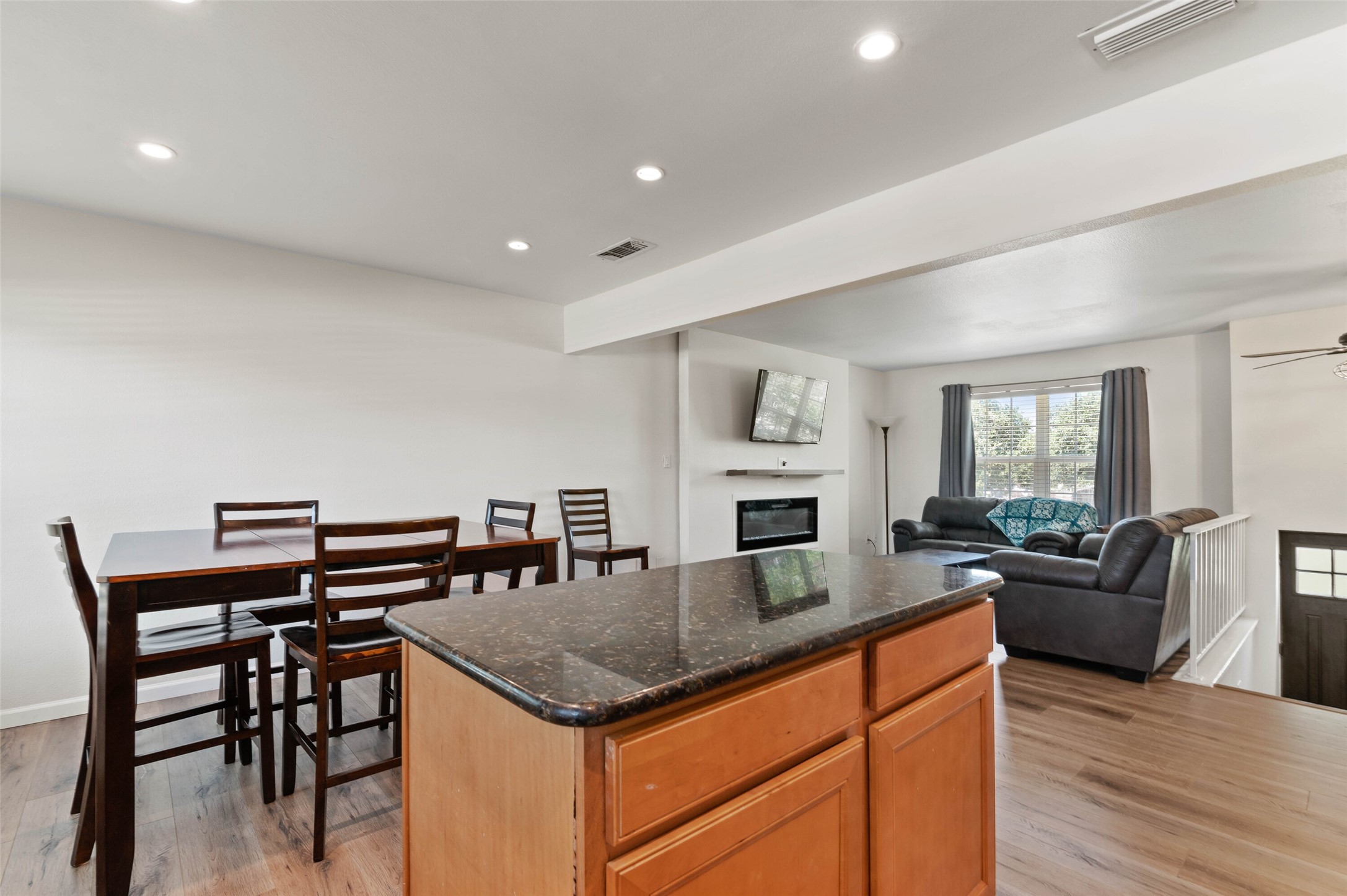 1106 Heiden Court
