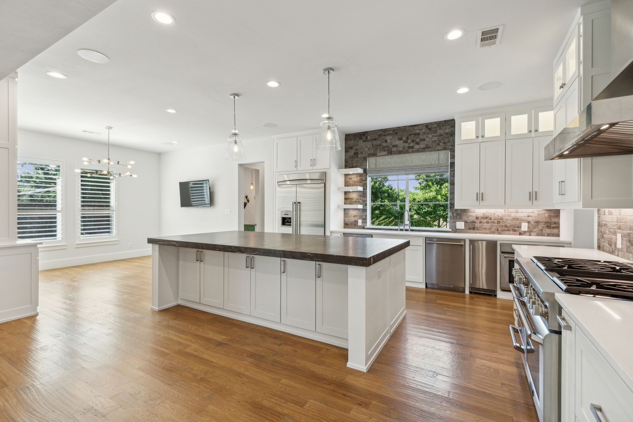 6200 Legacy Trail