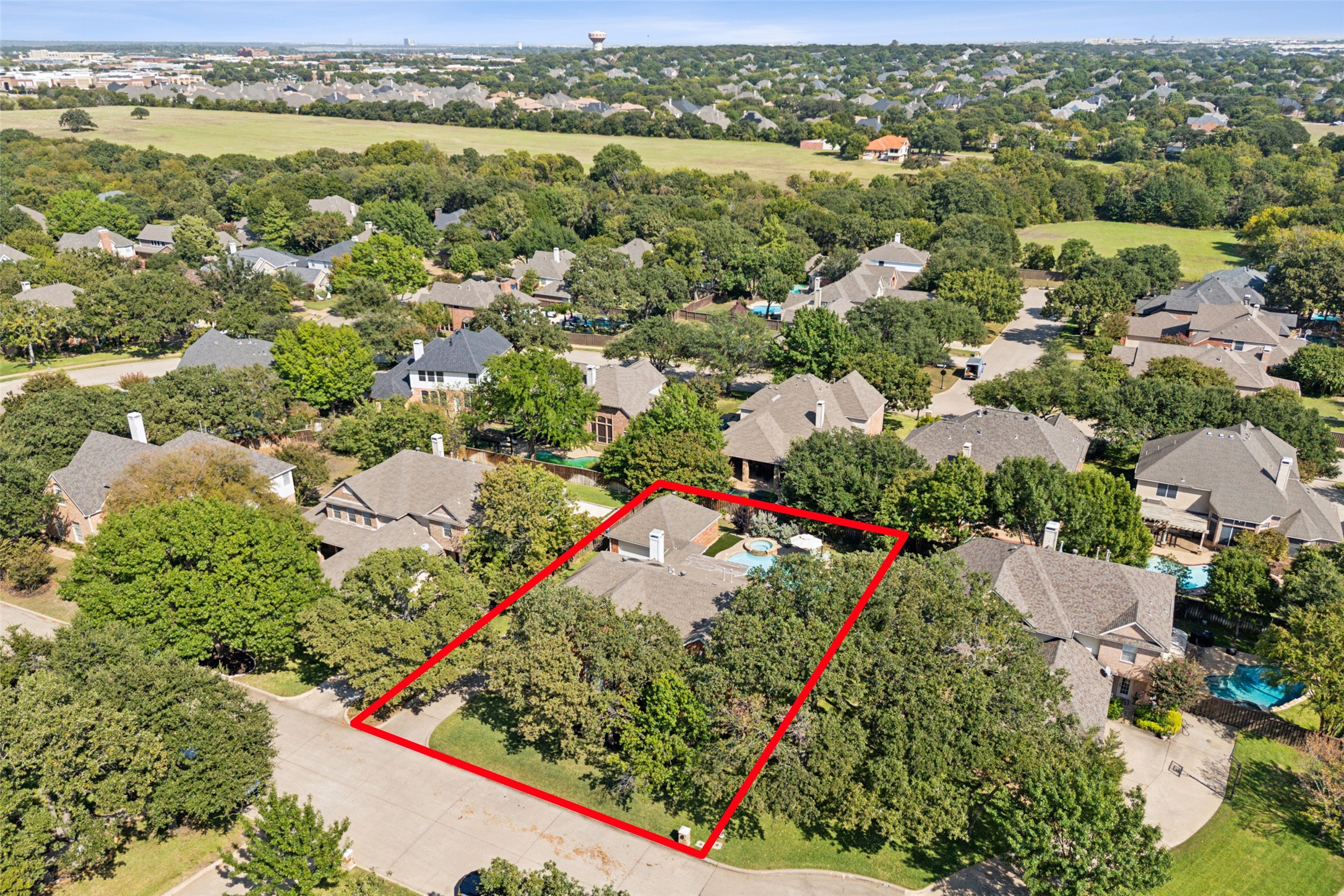 807 Caroline Lane