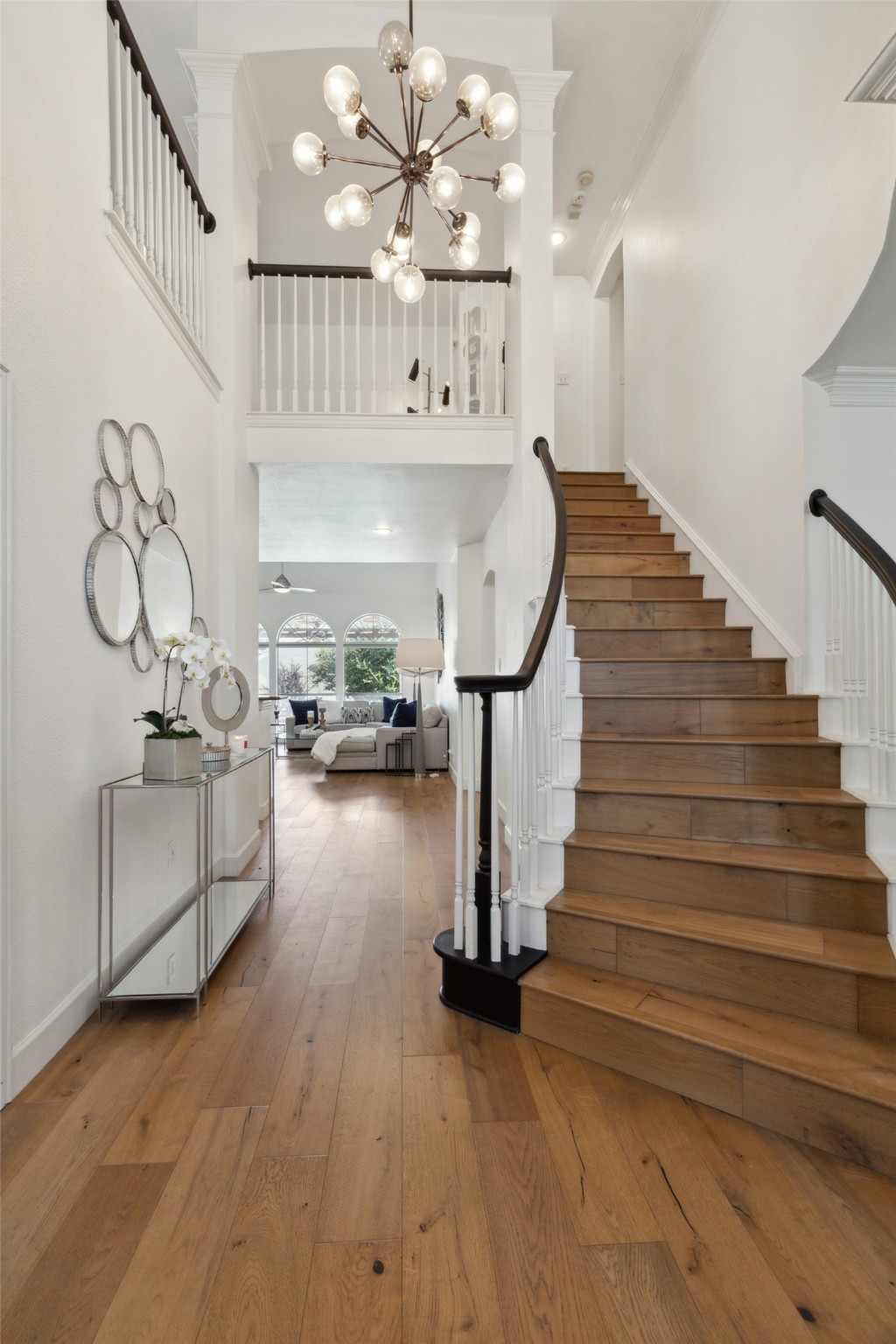 807 Caroline Lane