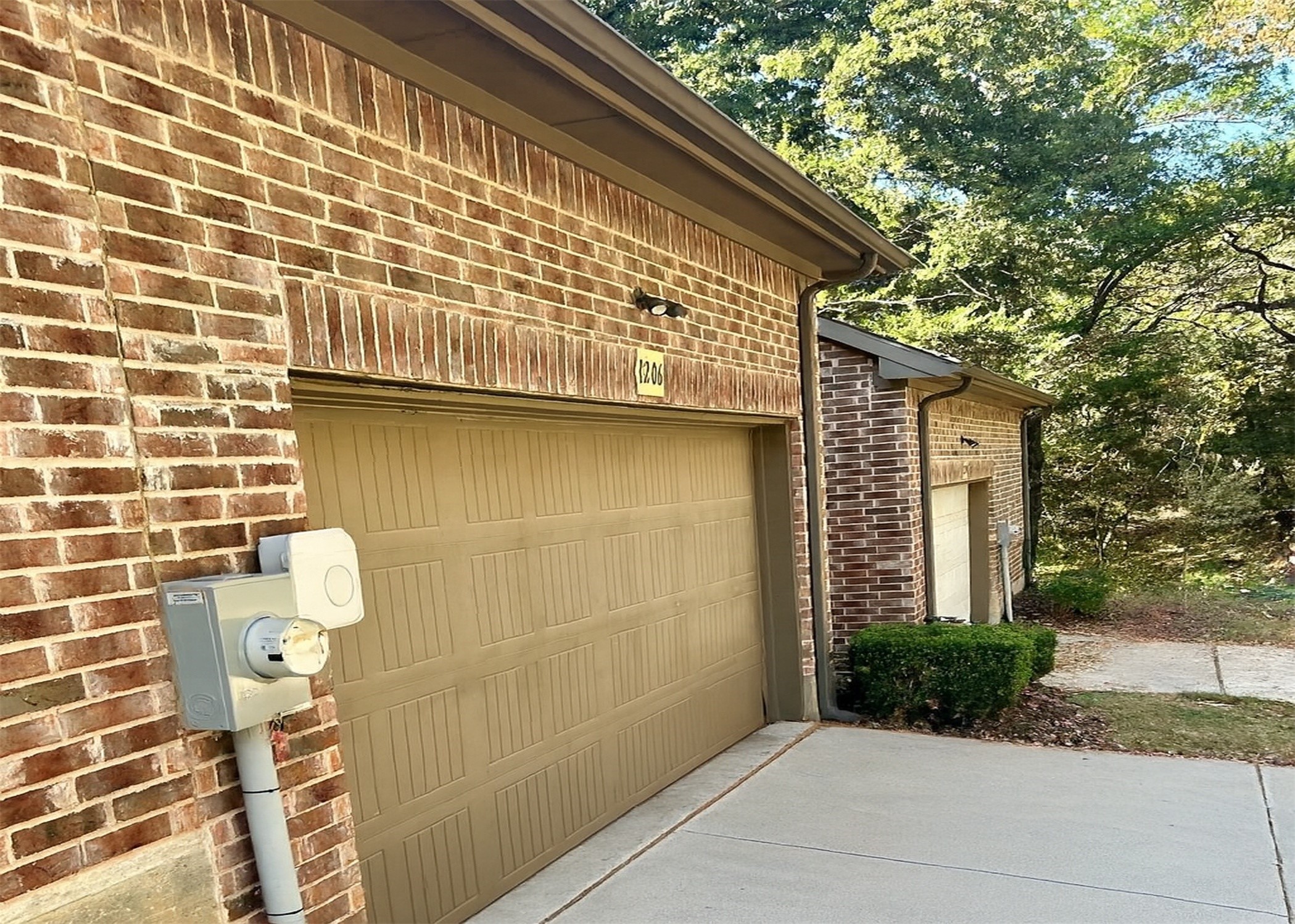 1206 Lake City Avenue