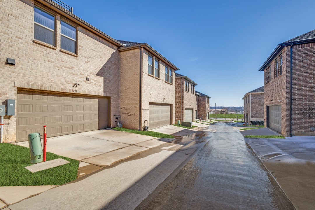 221 McConathy Way