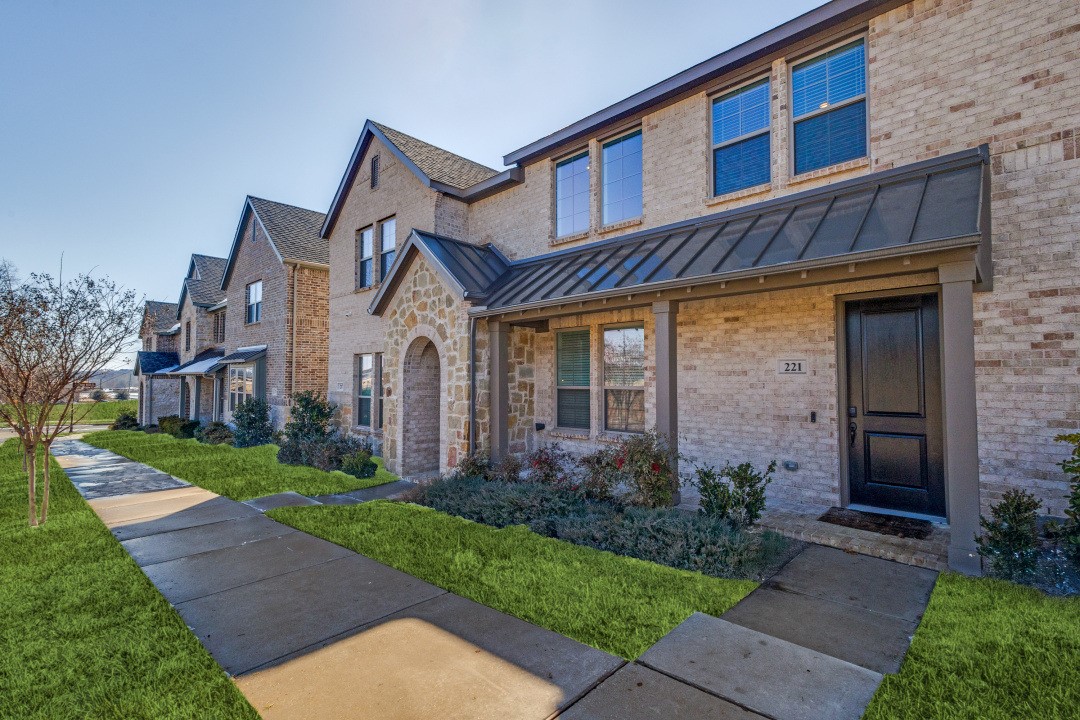221 McConathy Way