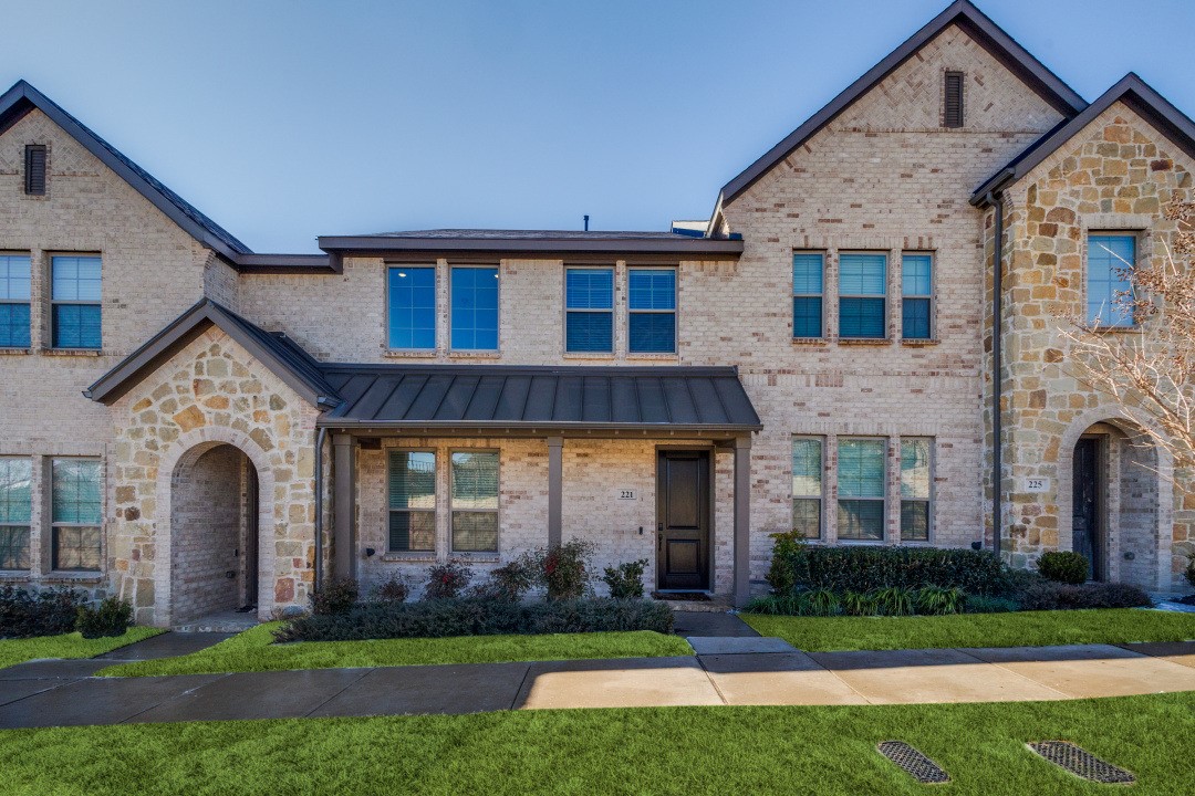 221 McConathy Way
