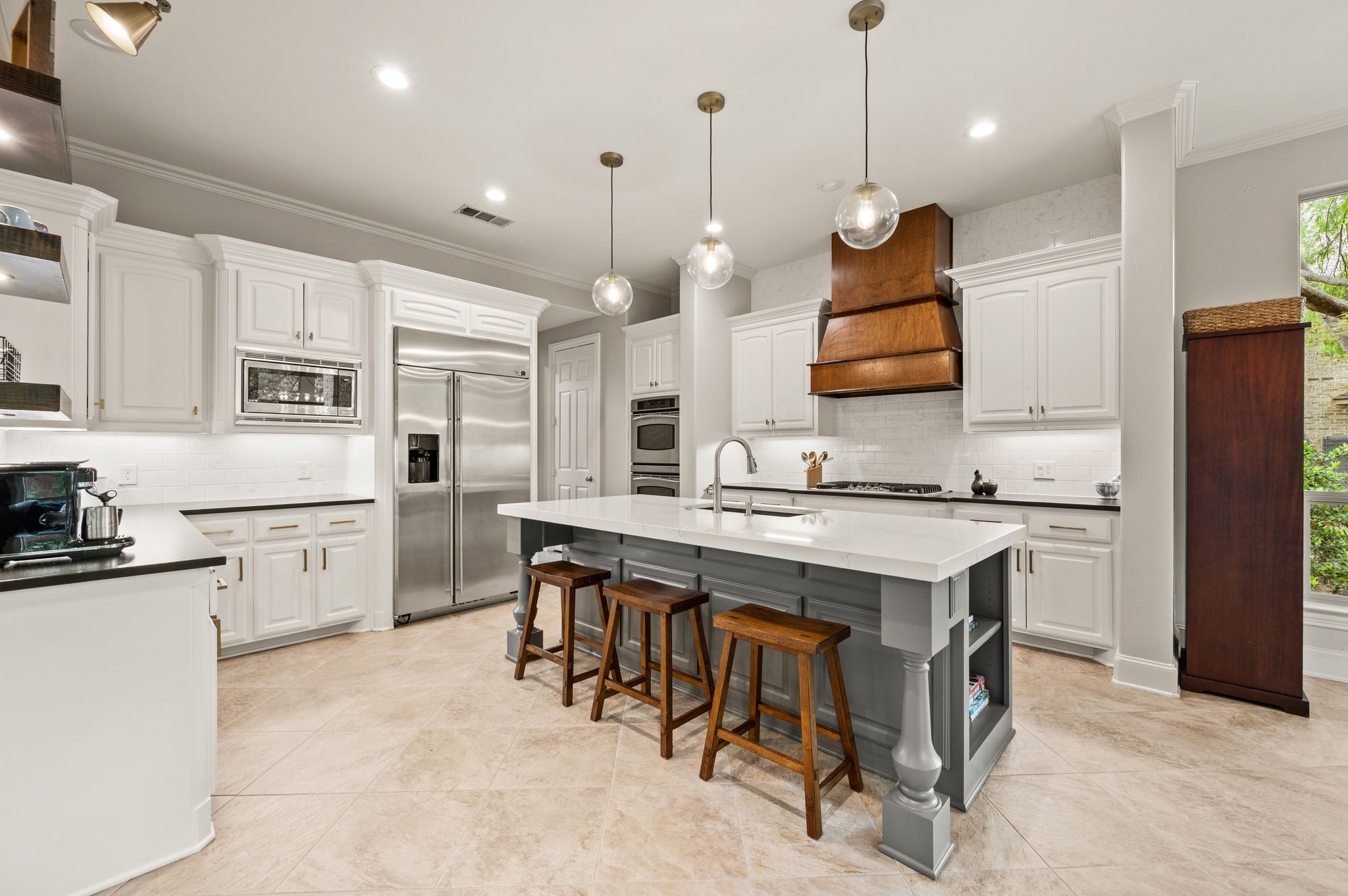 402 Orchard Hill Drive