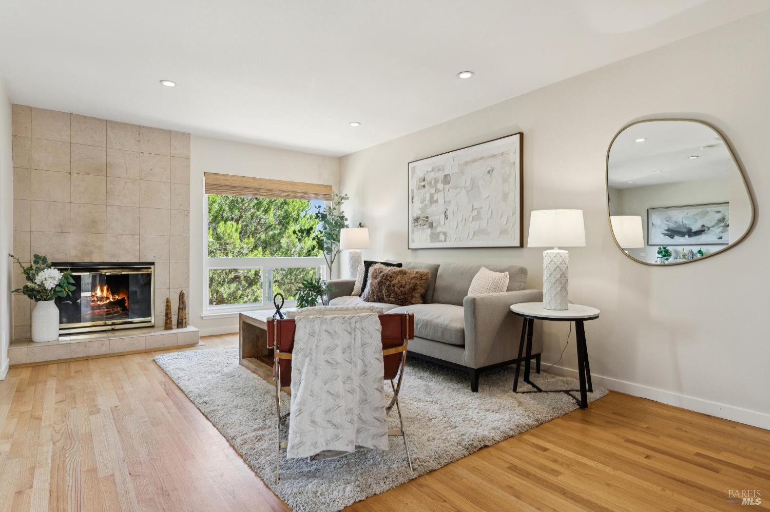 11 Thoreau Cir