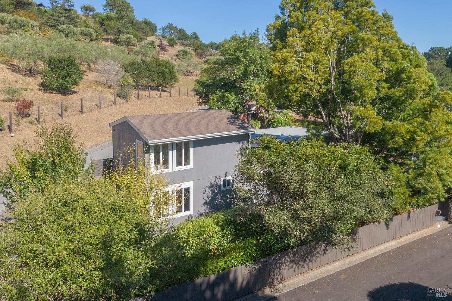 60 Mesa Avenue