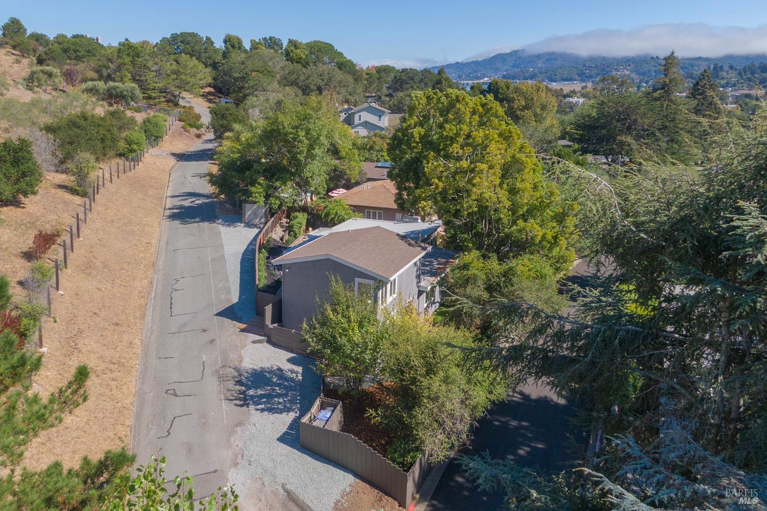 60 Mesa Avenue
