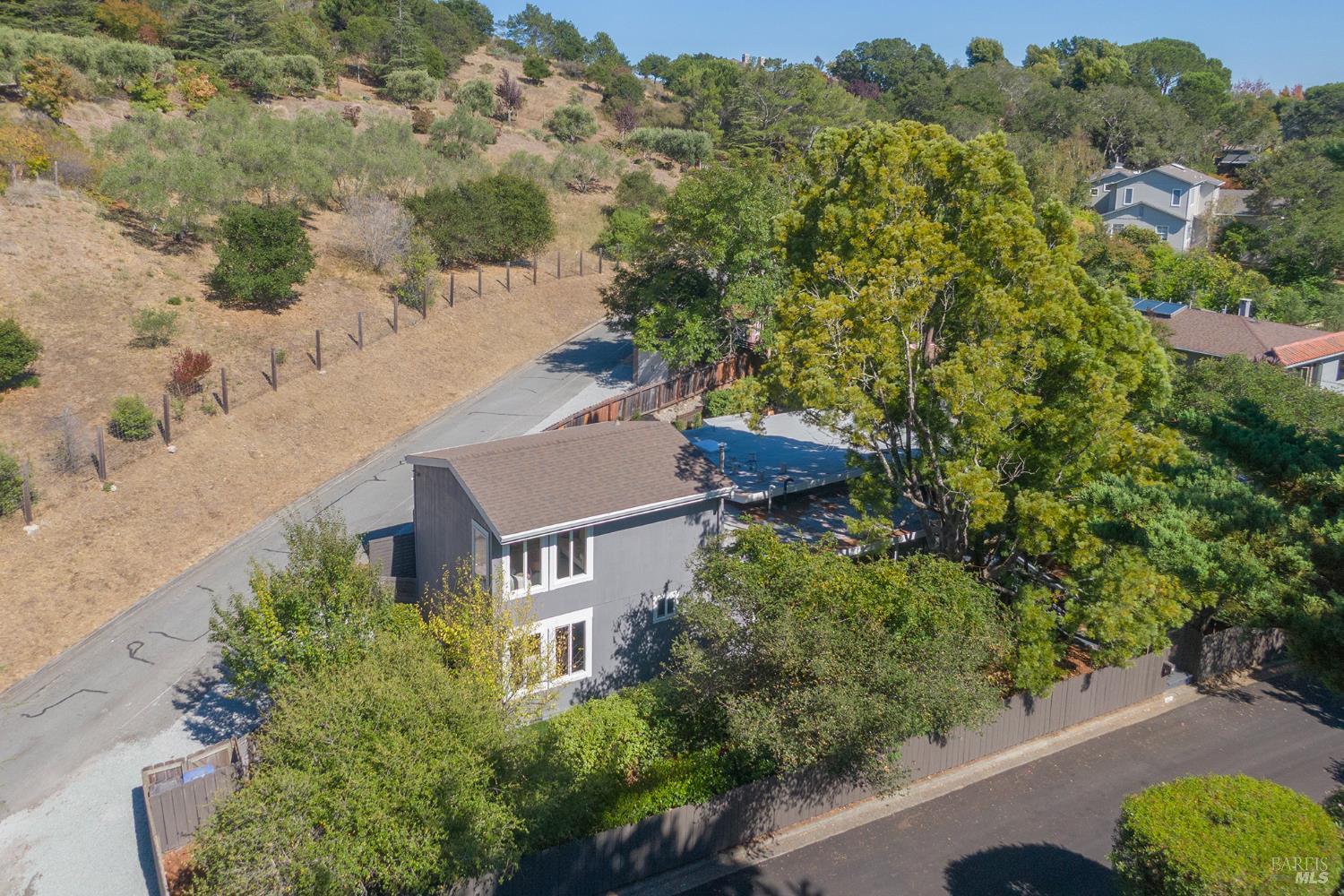 60 Mesa Avenue