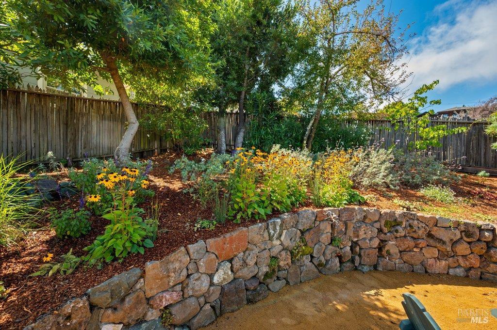198 Lilac Lane